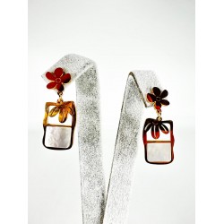 Rose  Sedefli Çiçek Detaylı Küpe